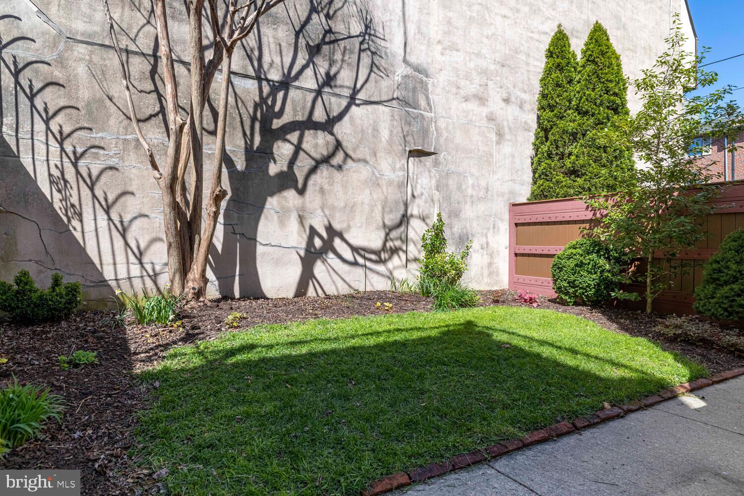 804-6 LOMBARD STREET