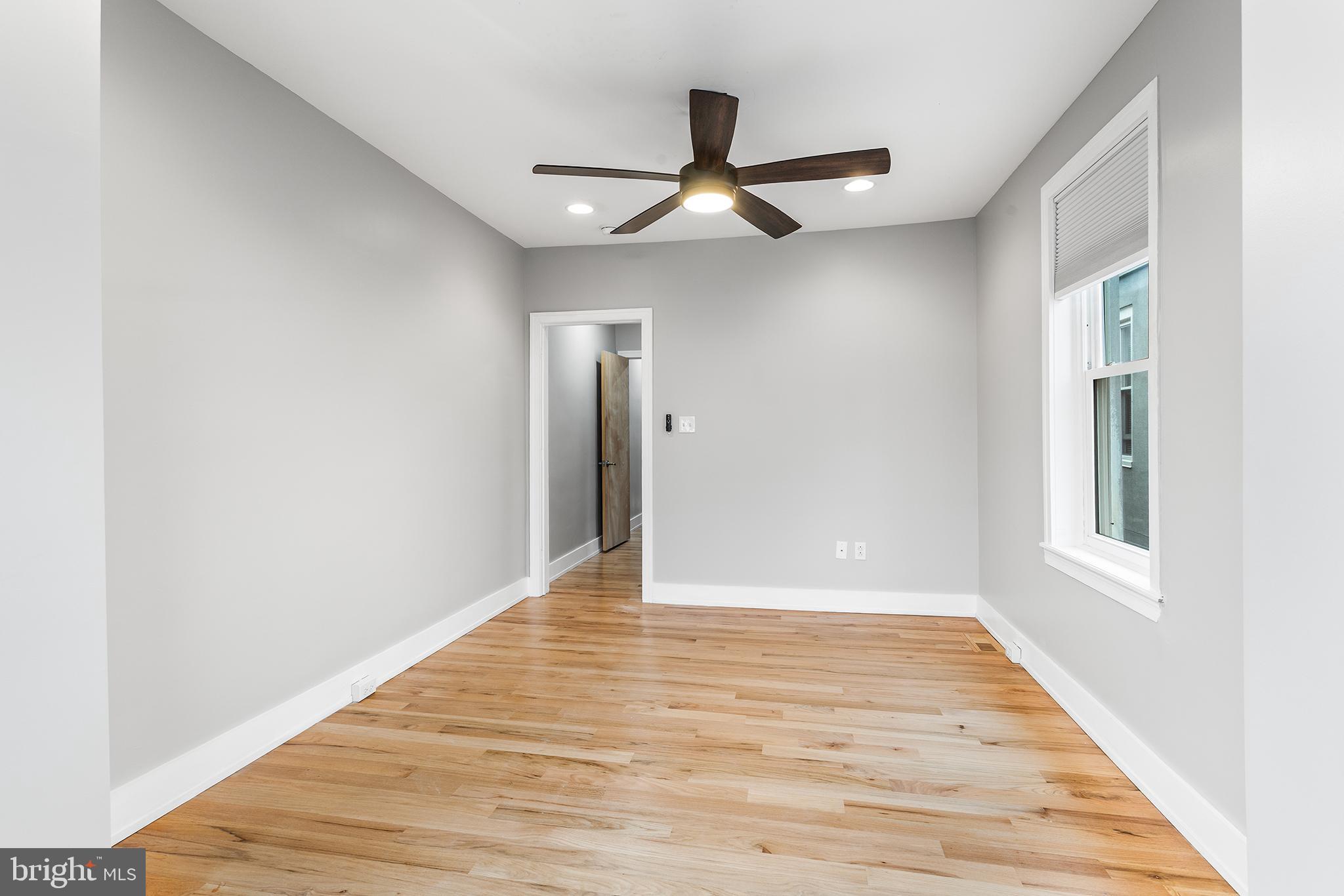 2340 W THOMPSON STREET