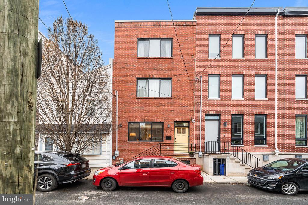 1117 EARL STREET