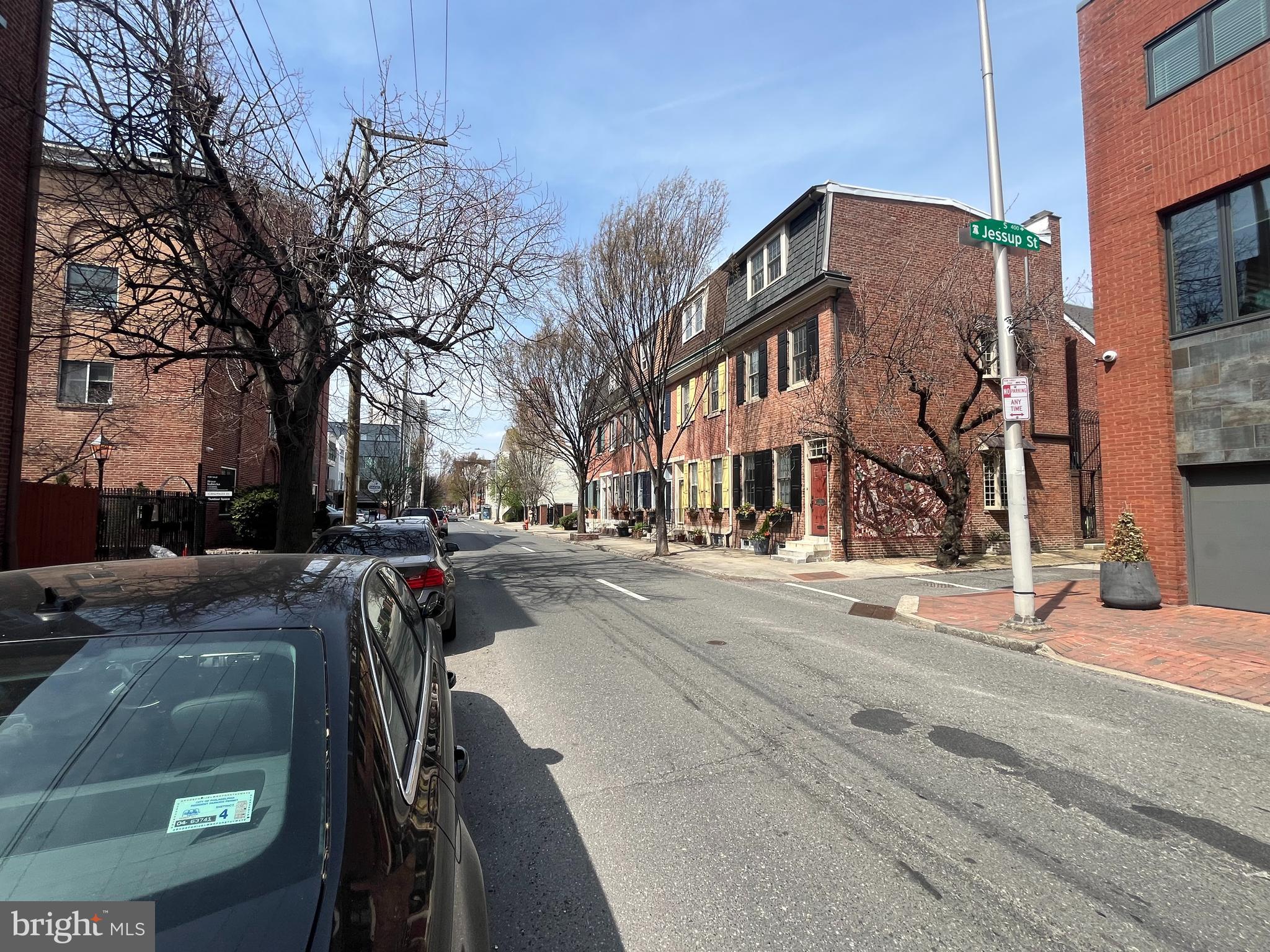 1104 LOMBARD STREET 43