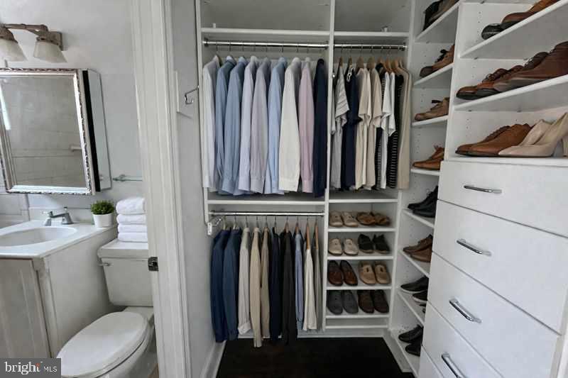 1104 LOMBARD STREET 43