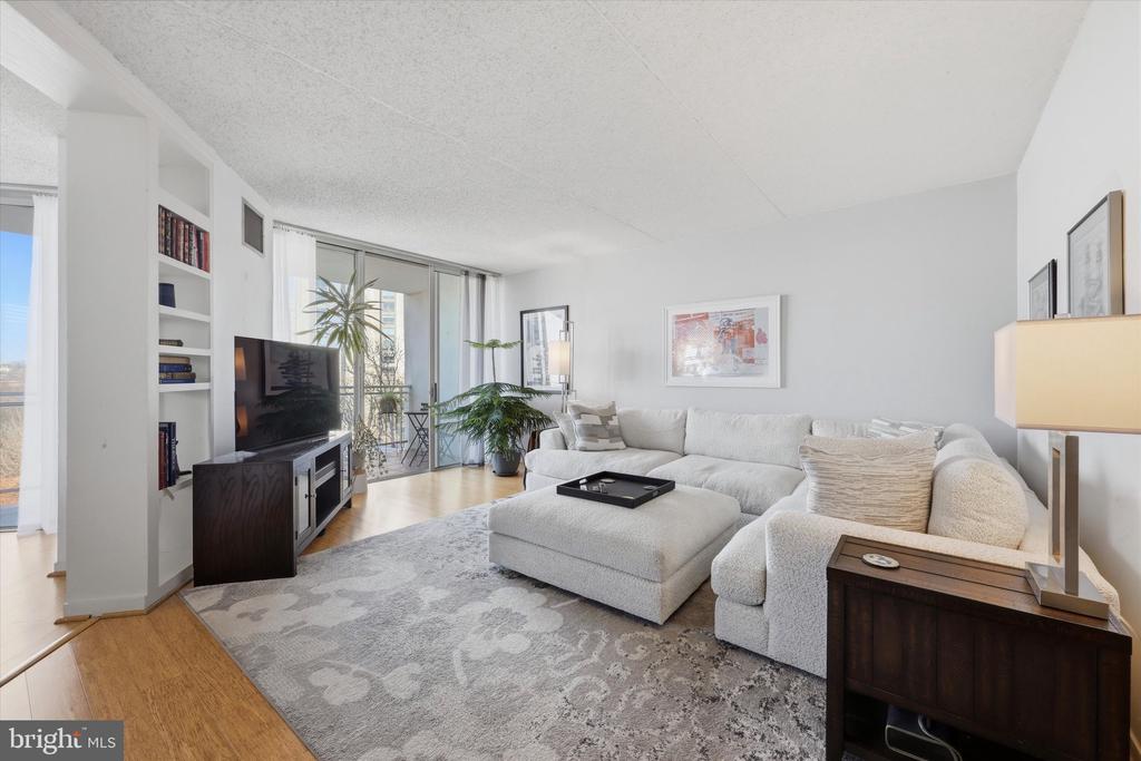 2301 CHERRY STREET 00 4A