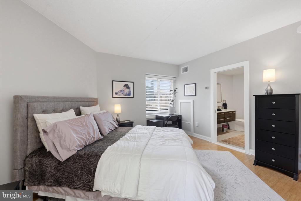 2301 CHERRY STREET 00 4A