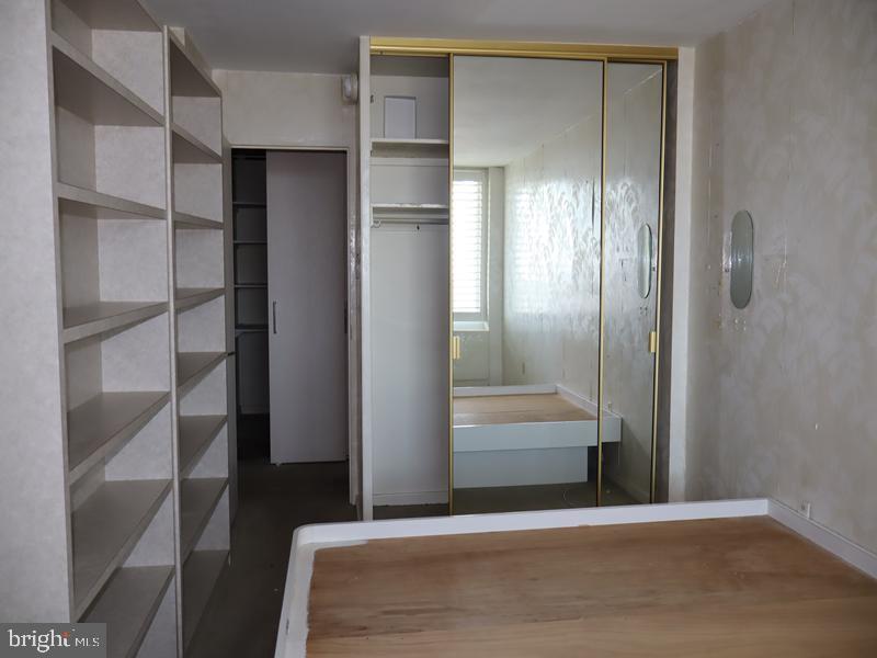 604 S WASHINGTON SQUARE 36 2411