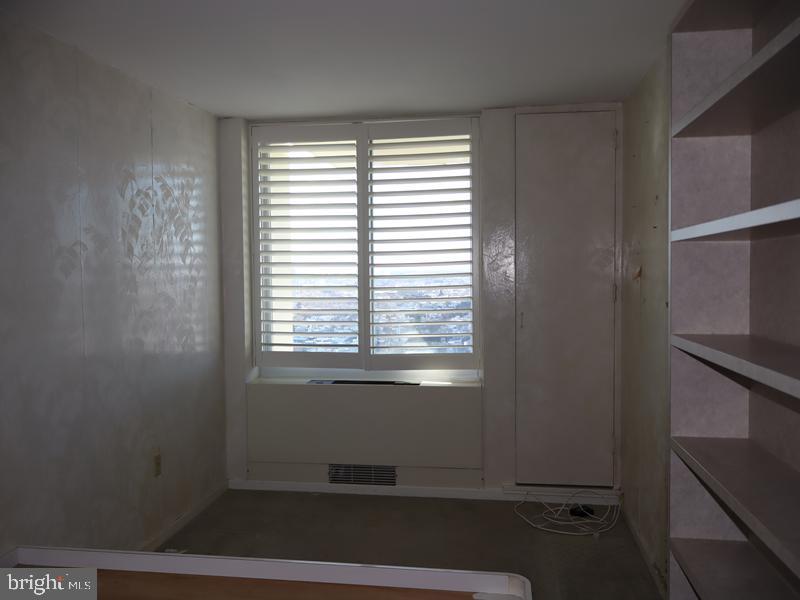 604 S WASHINGTON SQUARE 36 2411