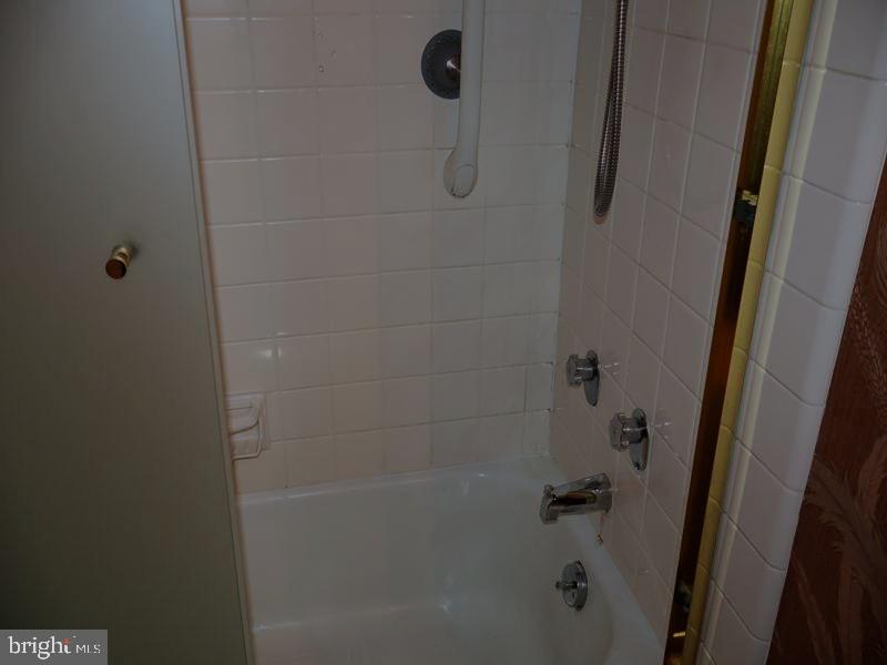 604 S WASHINGTON SQUARE 36 2411