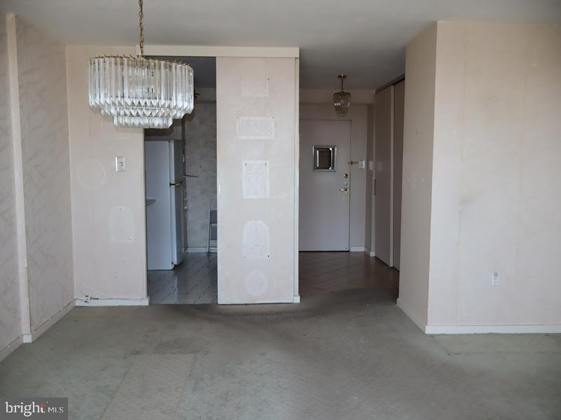 604 S WASHINGTON SQUARE 36 2411