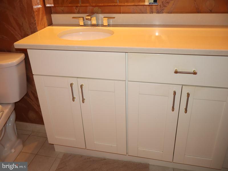 604 S WASHINGTON SQUARE 36 2411