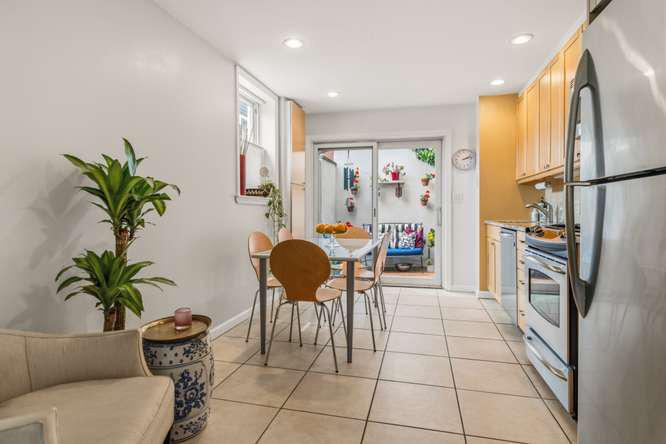 726 S 7TH STREET
