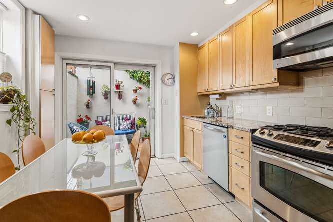 726 S 7TH STREET
