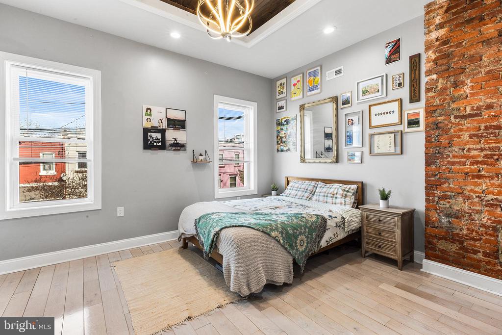 322 N 42ND STREET