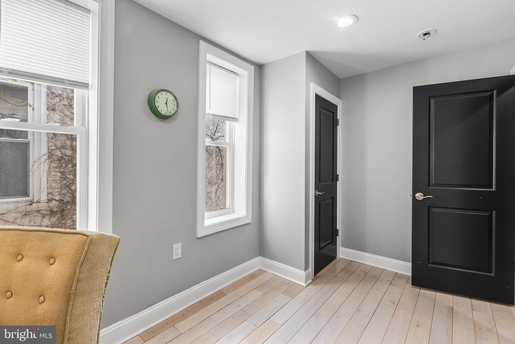 322 N 42ND STREET