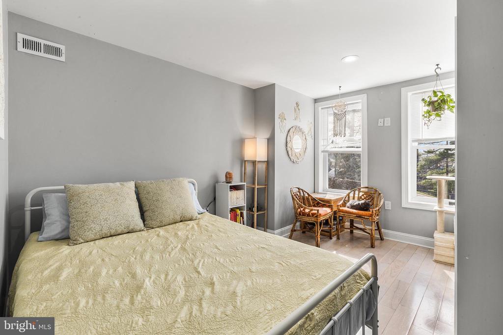 322 N 42ND STREET