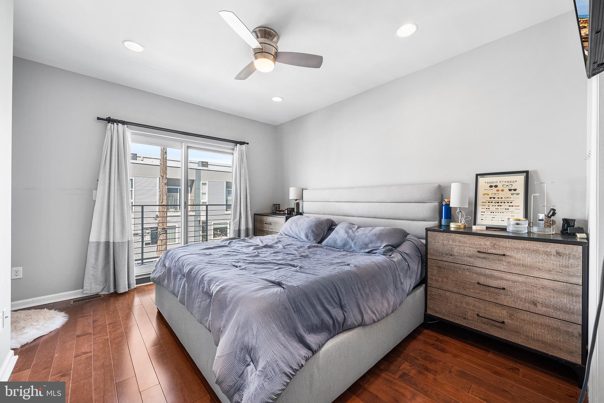 1333 N HOWARD STREET