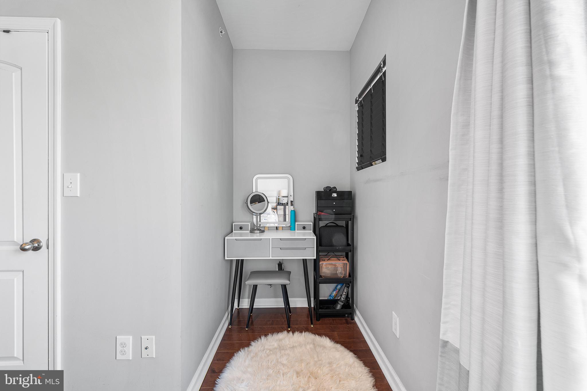 1333 N HOWARD STREET