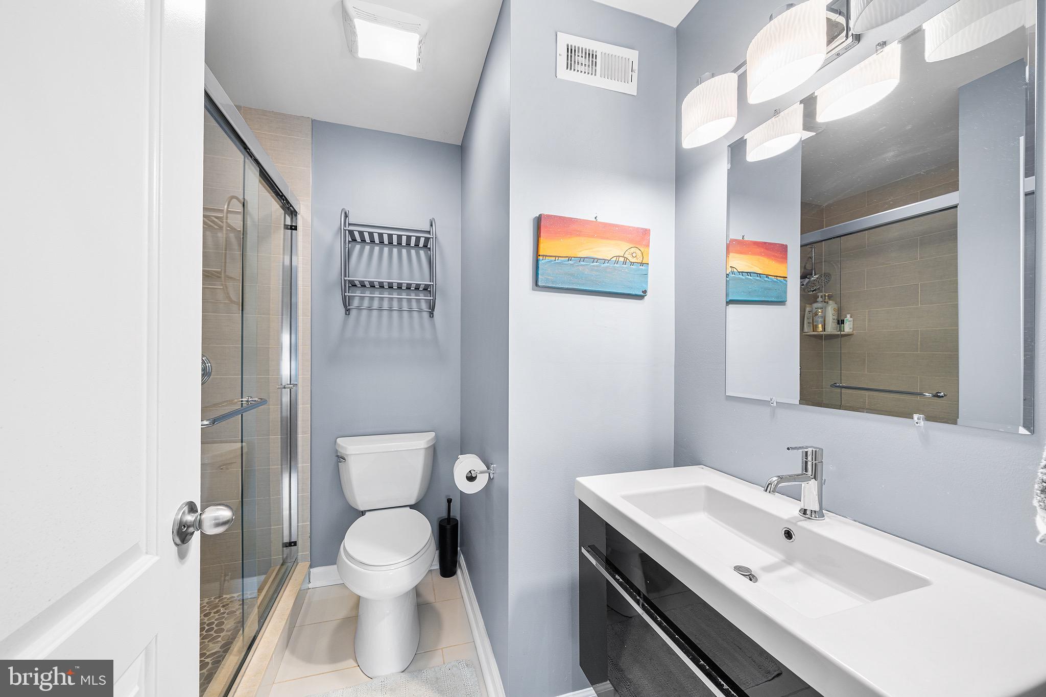 1333 N HOWARD STREET