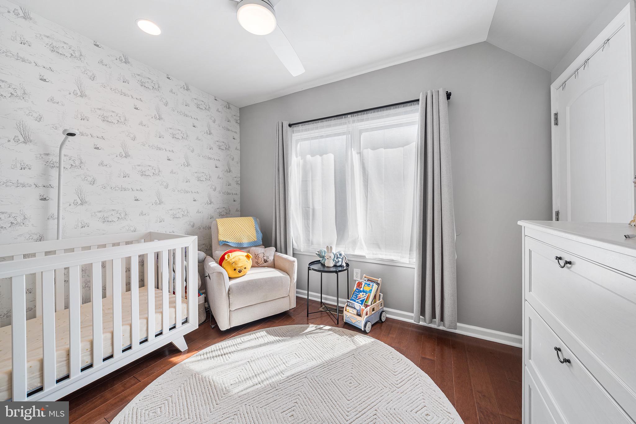 1333 N HOWARD STREET