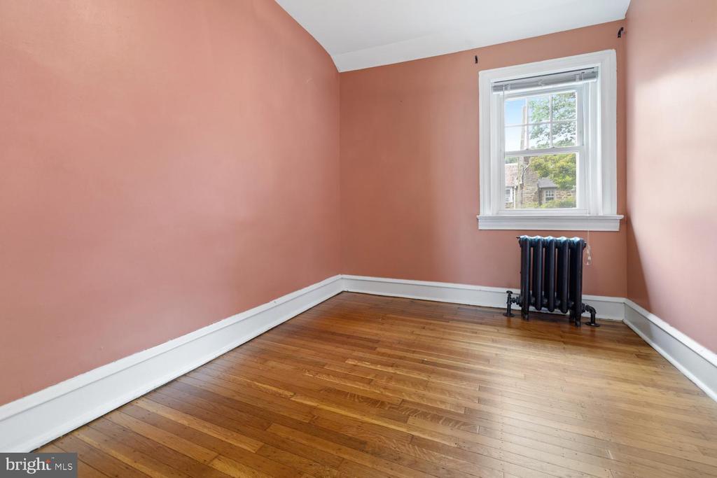 217 W DURAND STREET