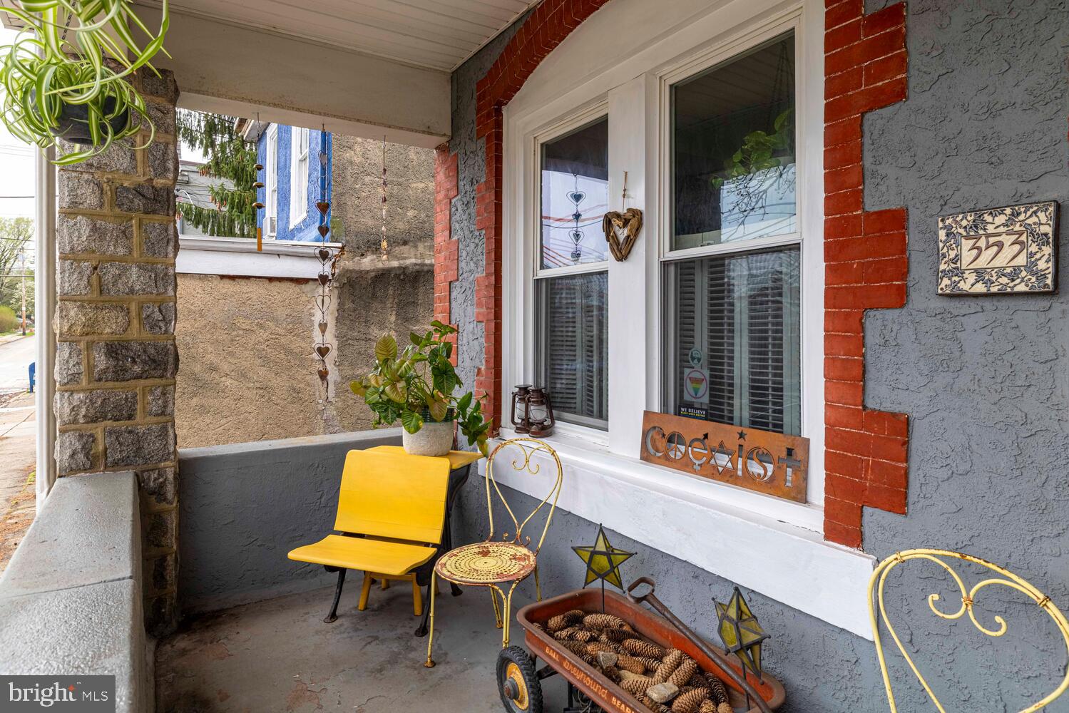 353 W MOUNT PLEASANT AVENUE