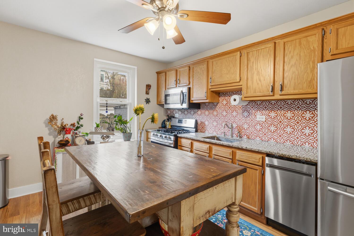 353 W MOUNT PLEASANT AVENUE