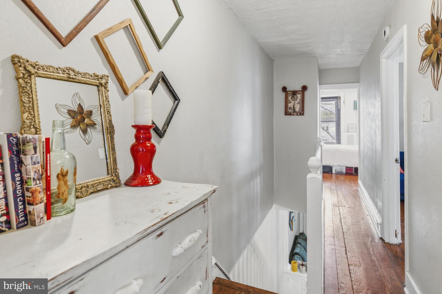 353 W MOUNT PLEASANT AVENUE