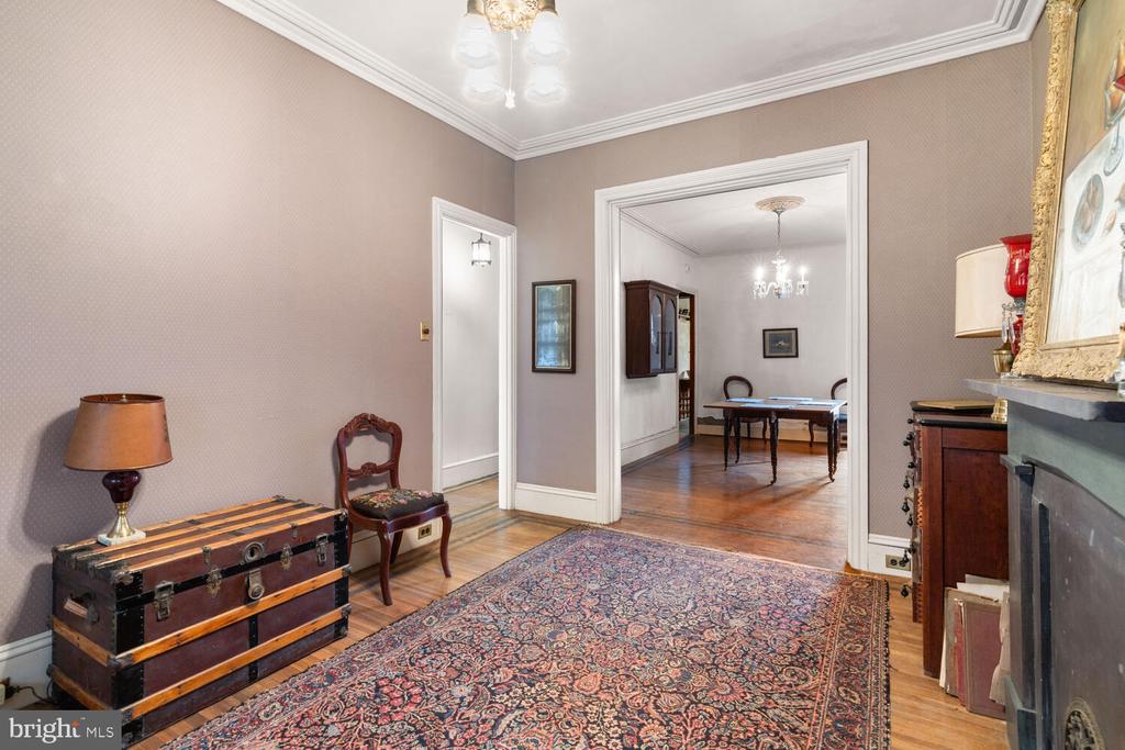 54 W PENN STREET