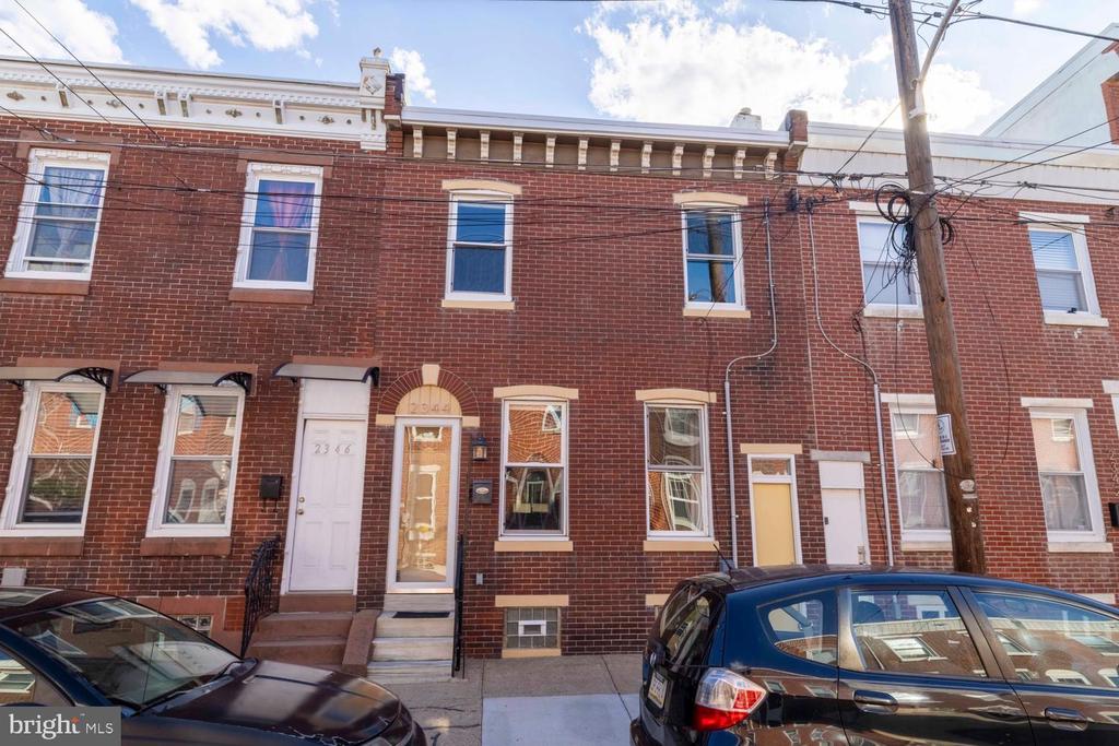 2344 E BOSTON