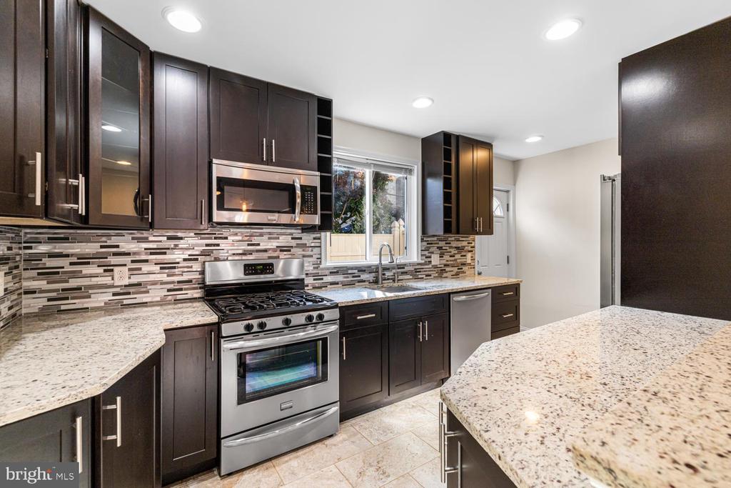 2344 E BOSTON