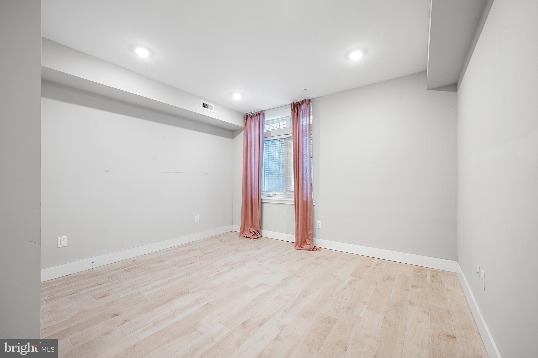 1839 BLAIR STREET 47 3