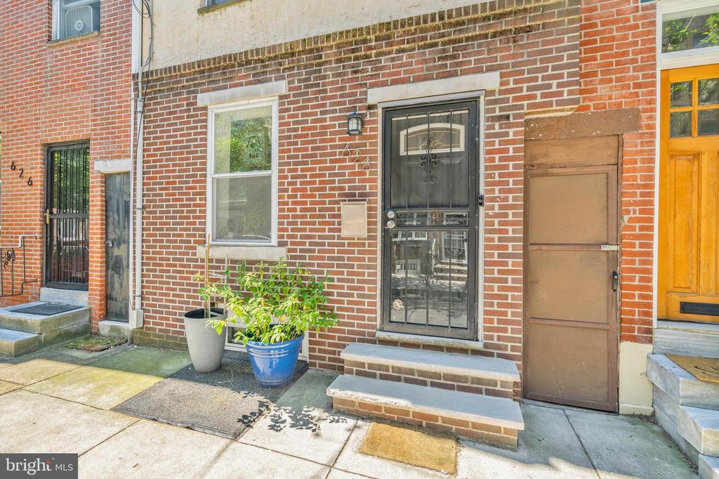 628 KIMBALL STREET