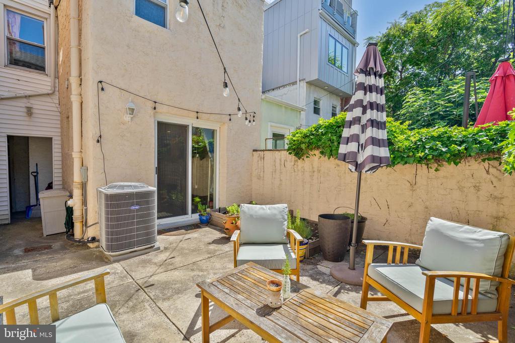 628 KIMBALL STREET