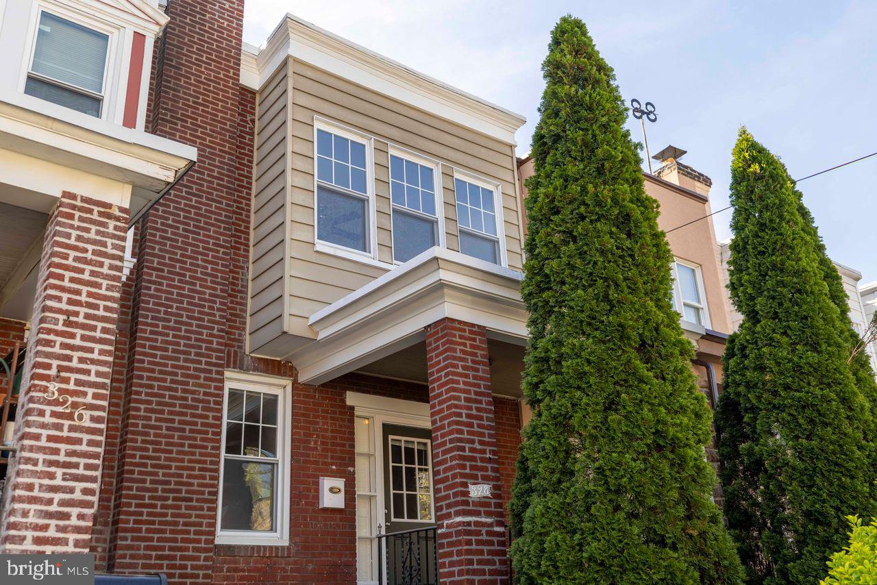 328 W MOUNT PLEASANT AVENUE