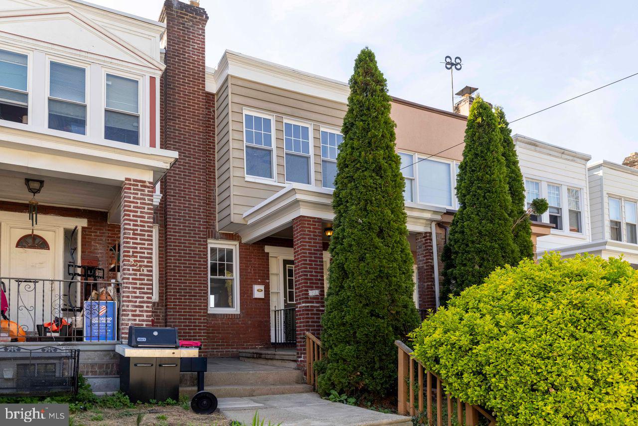 328 W MOUNT PLEASANT AVENUE