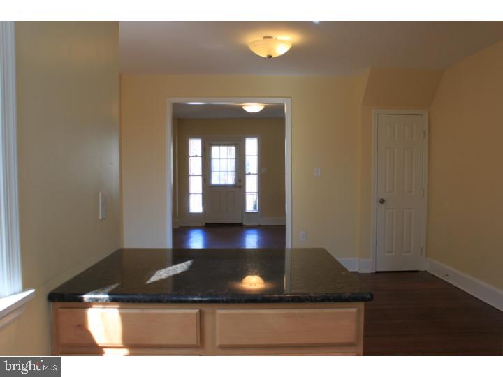 328 W MOUNT PLEASANT AVENUE