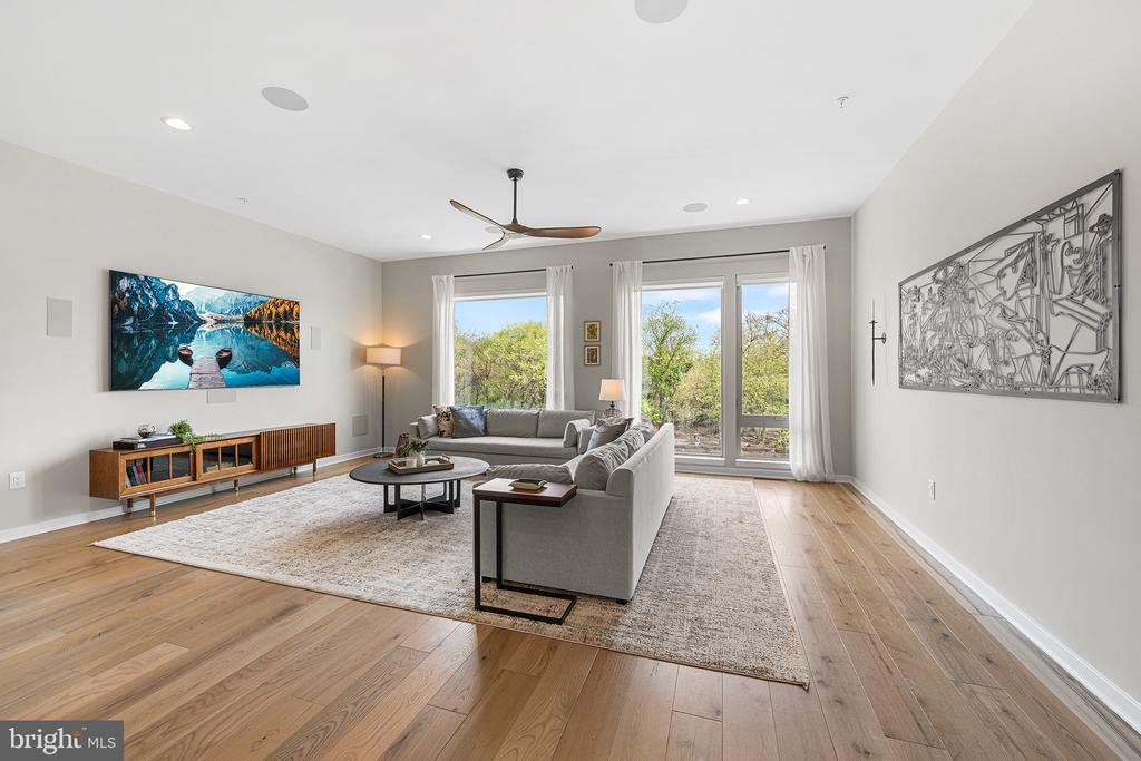 3117 PIERVIEW LANE