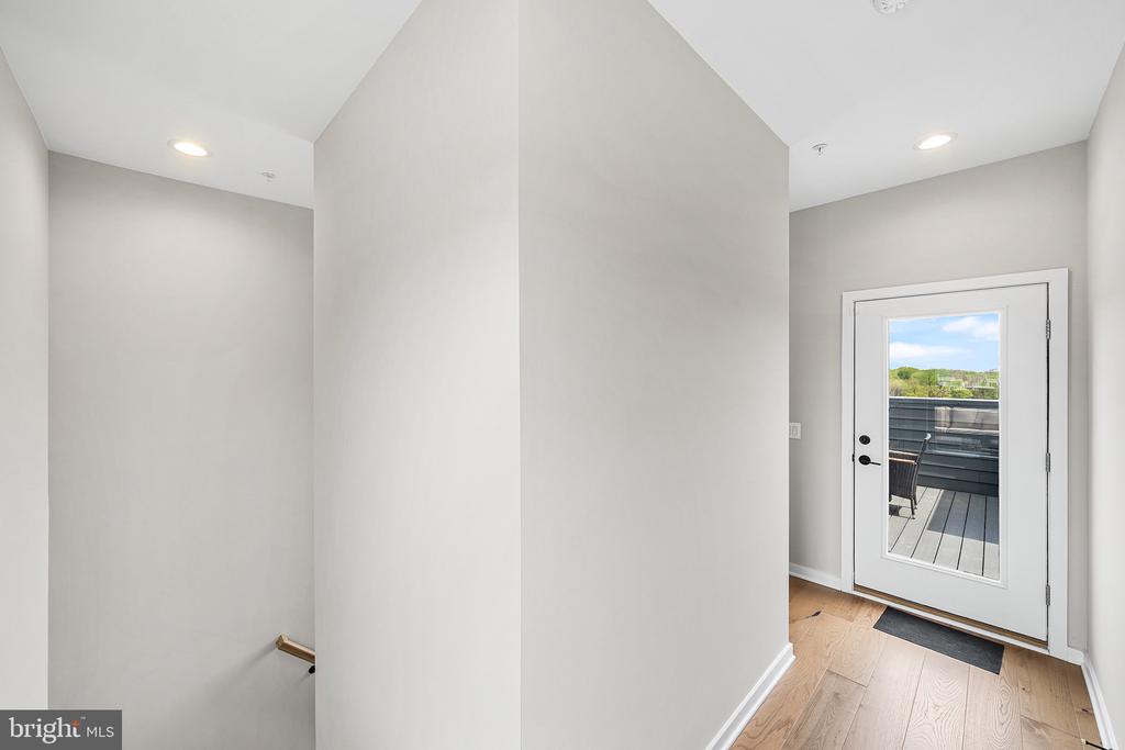 3117 PIERVIEW LANE