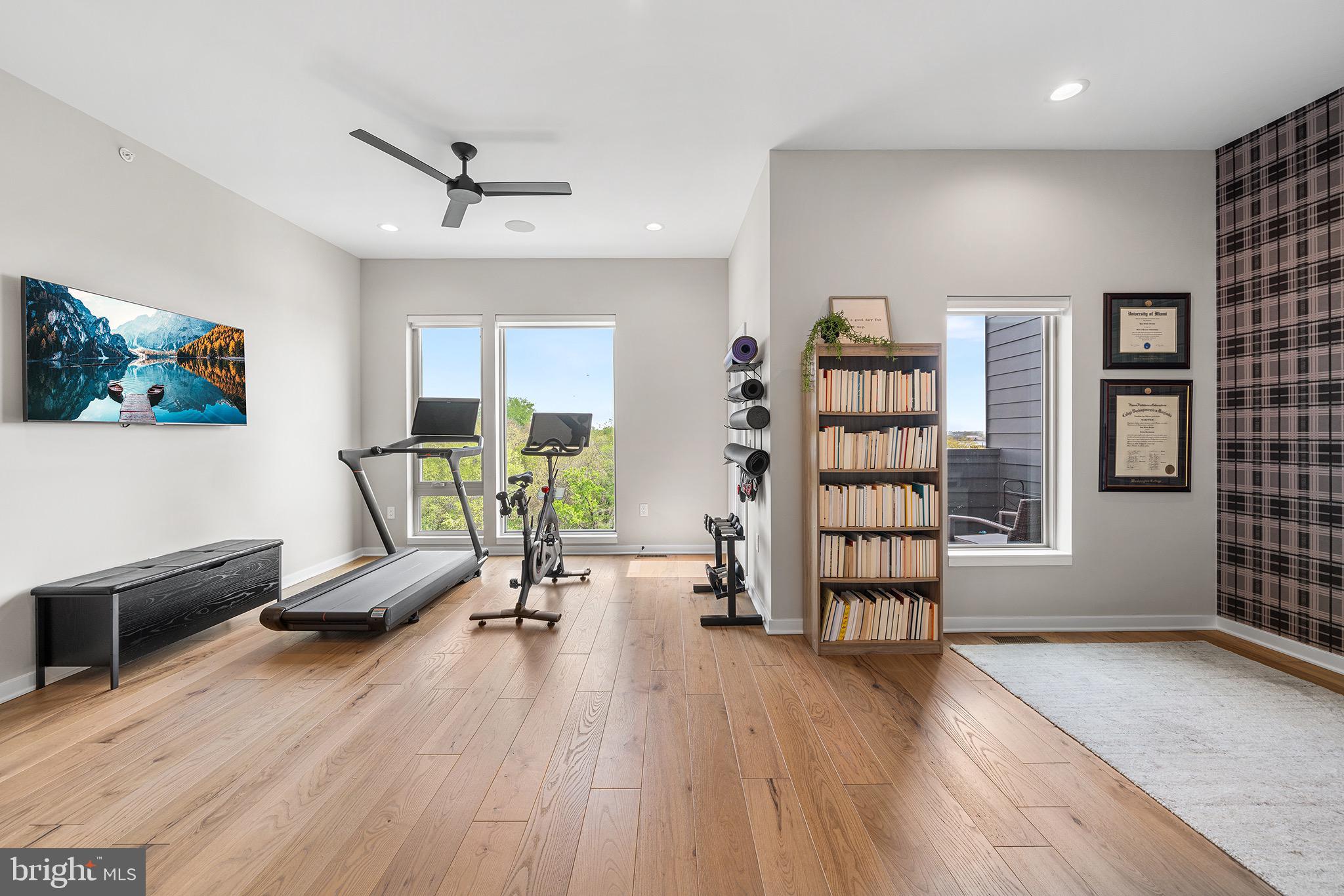 3117 PIERVIEW LANE