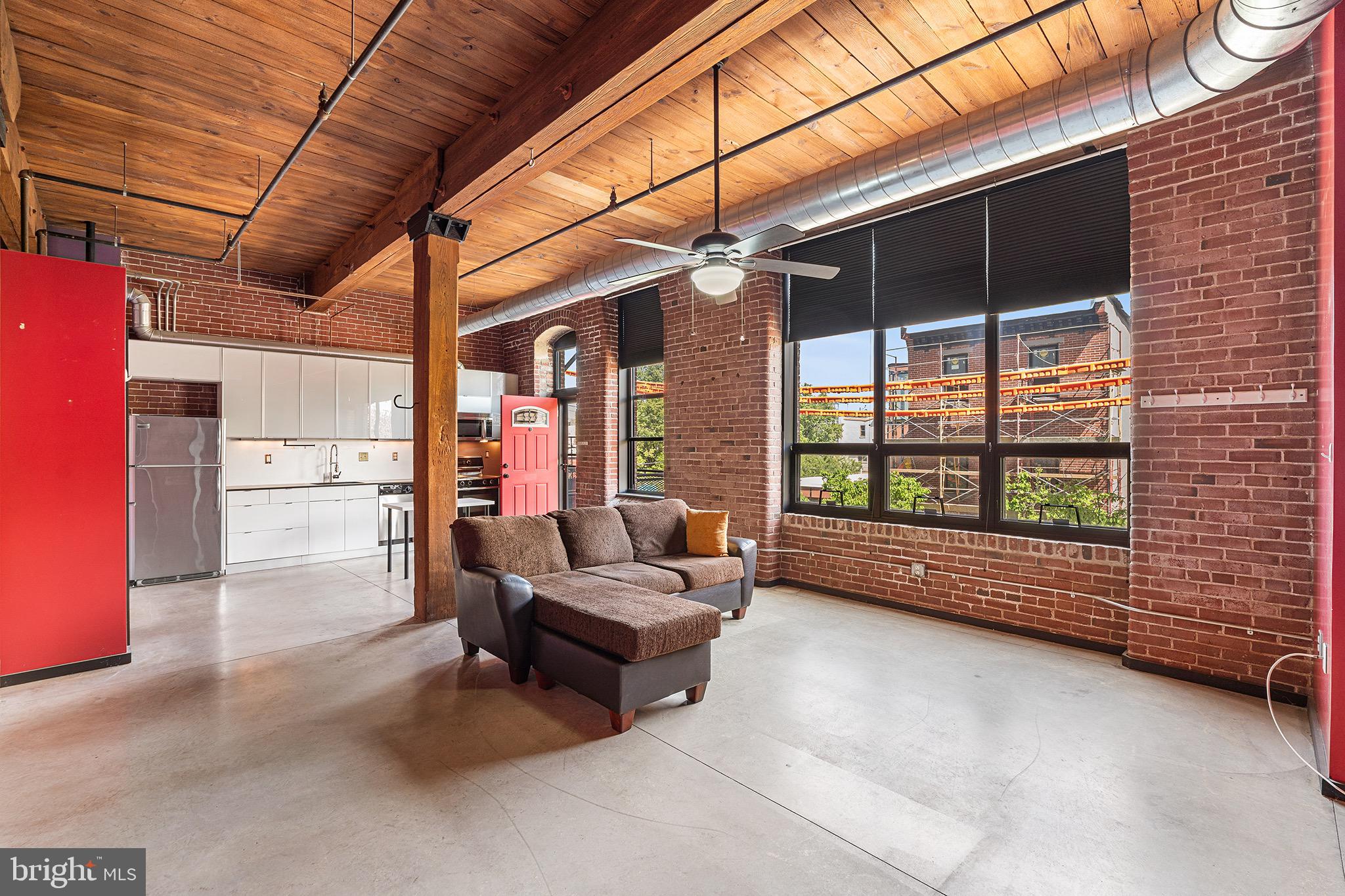 1714 MEMPHIS STREET 00 204