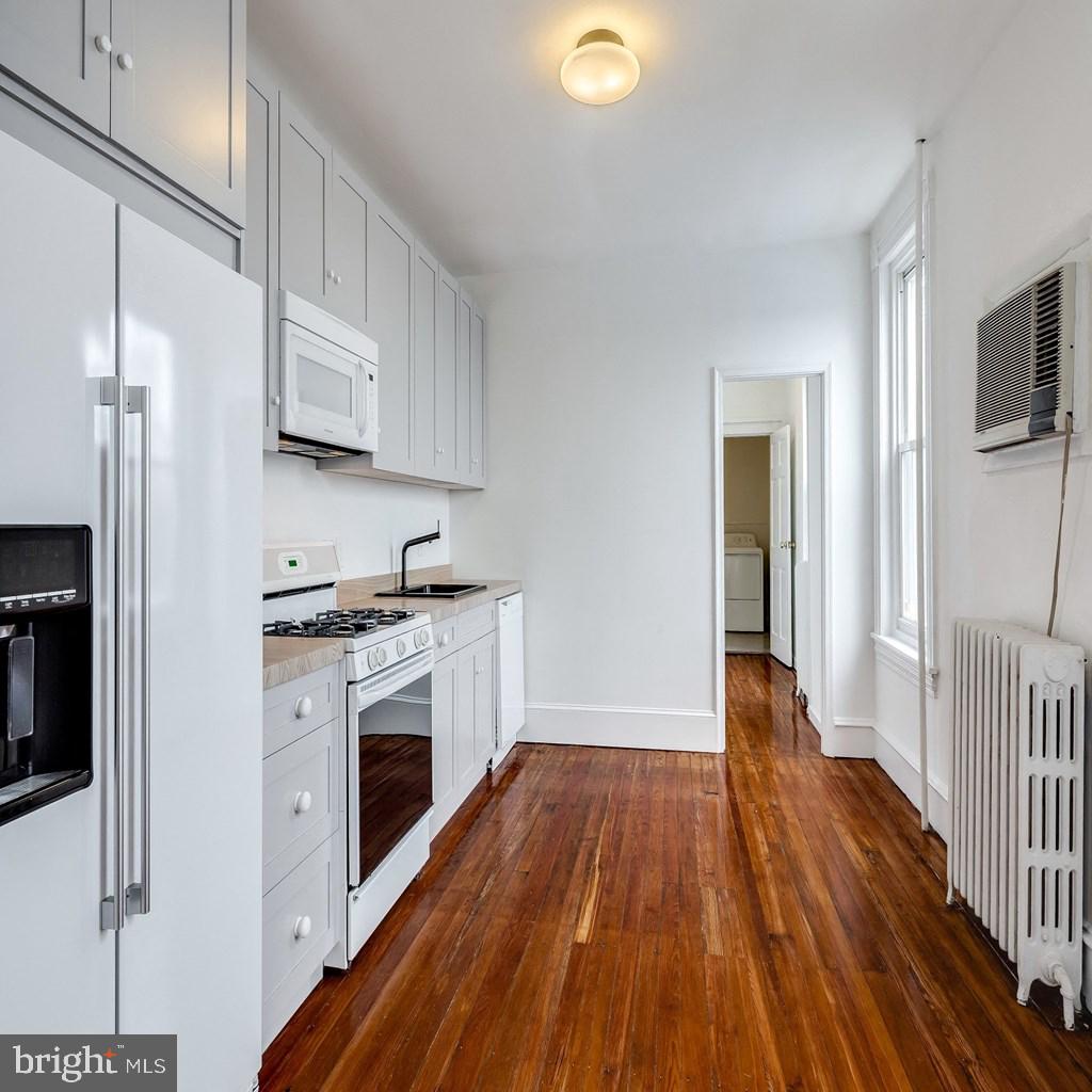 243 KRAMS AVENUE