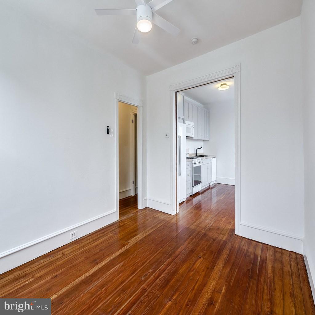 243 KRAMS AVENUE