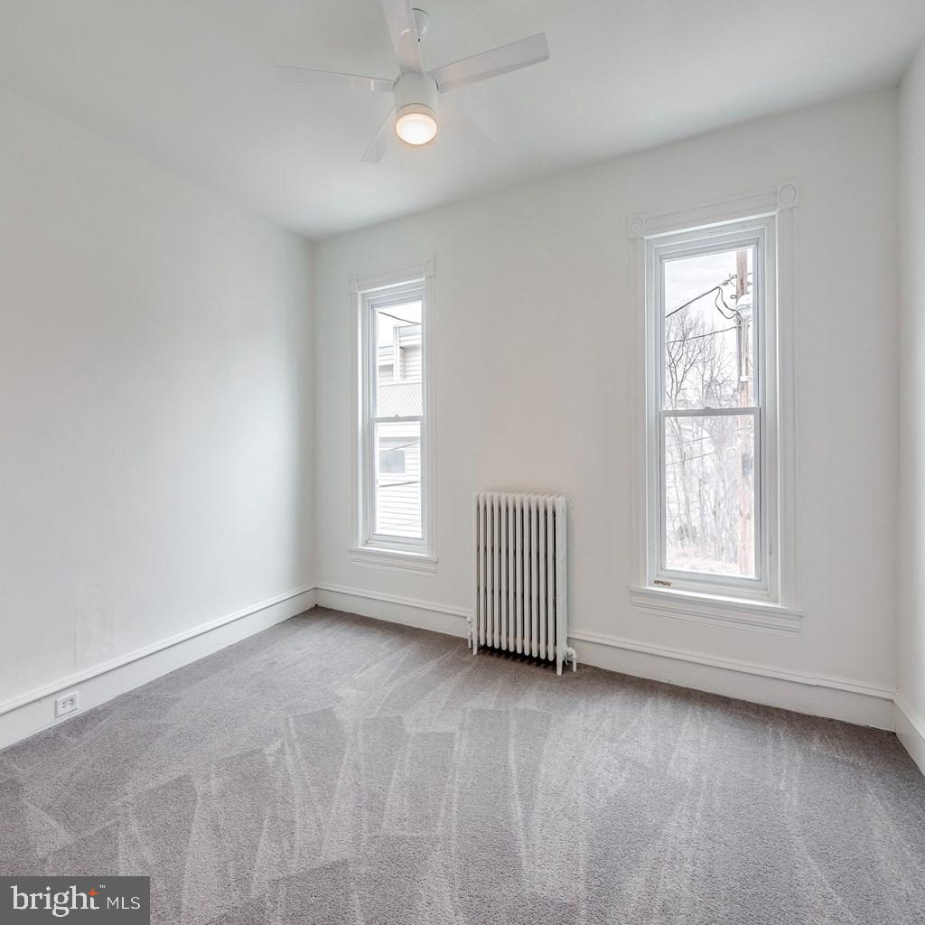 243 KRAMS AVENUE