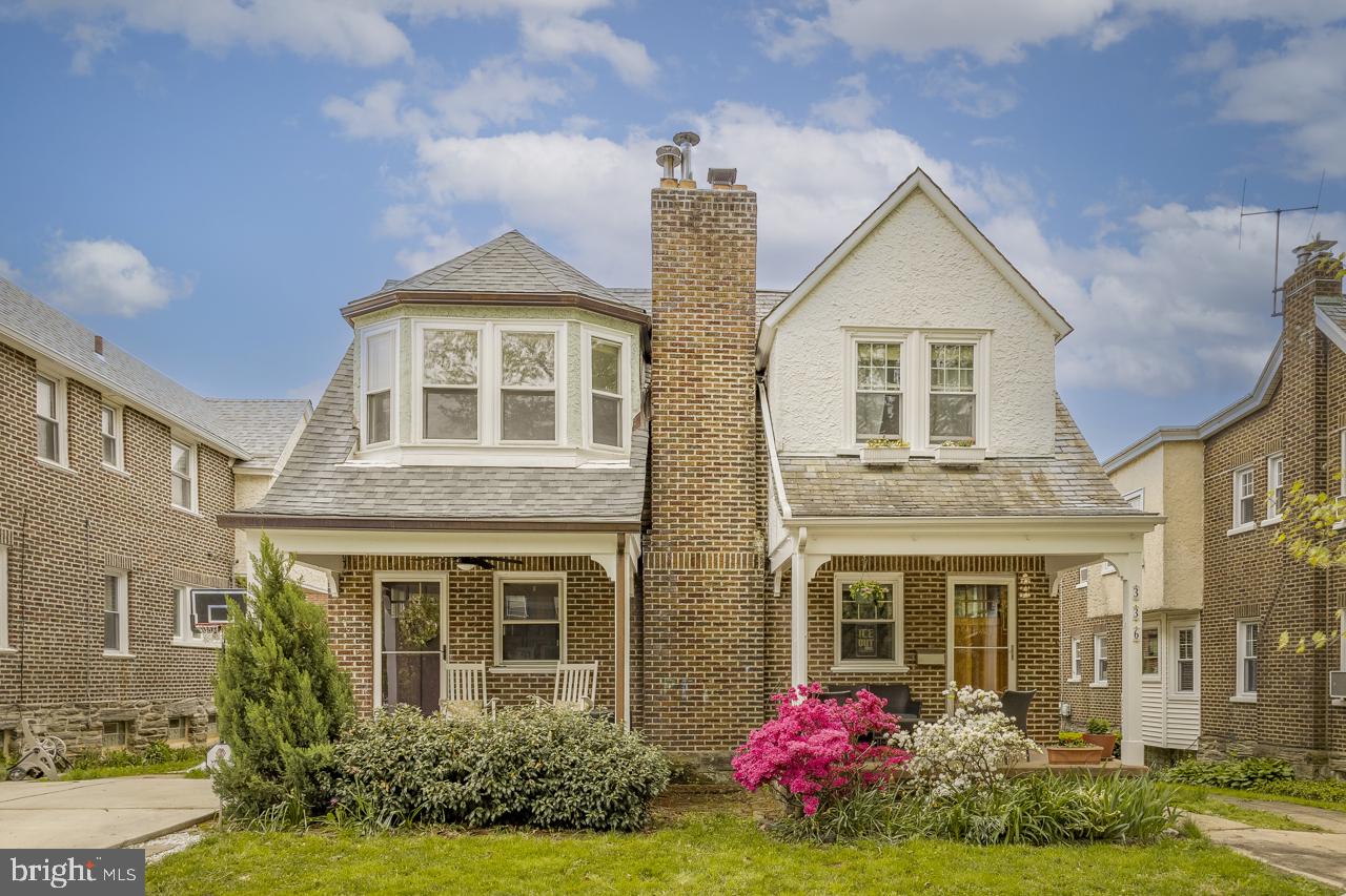 338 E ALLENS LANE