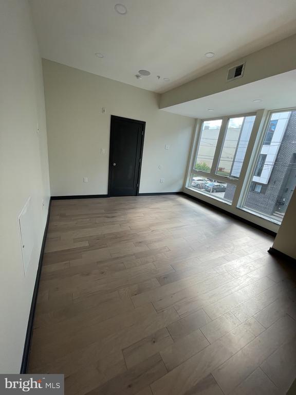 833 N 15TH STREET B