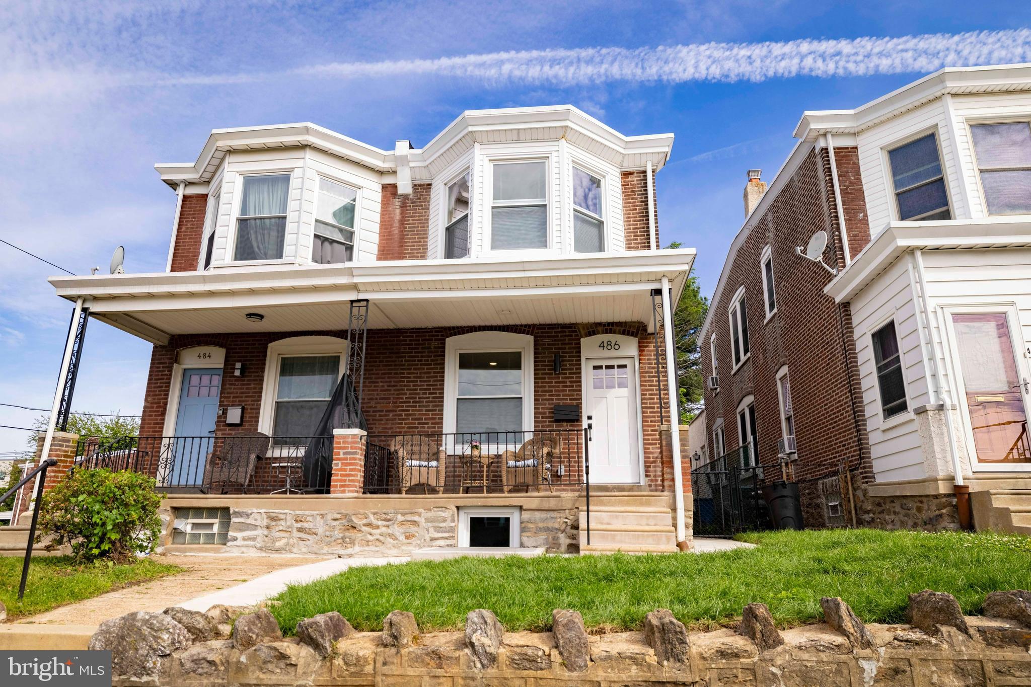 486 SHURS LANE