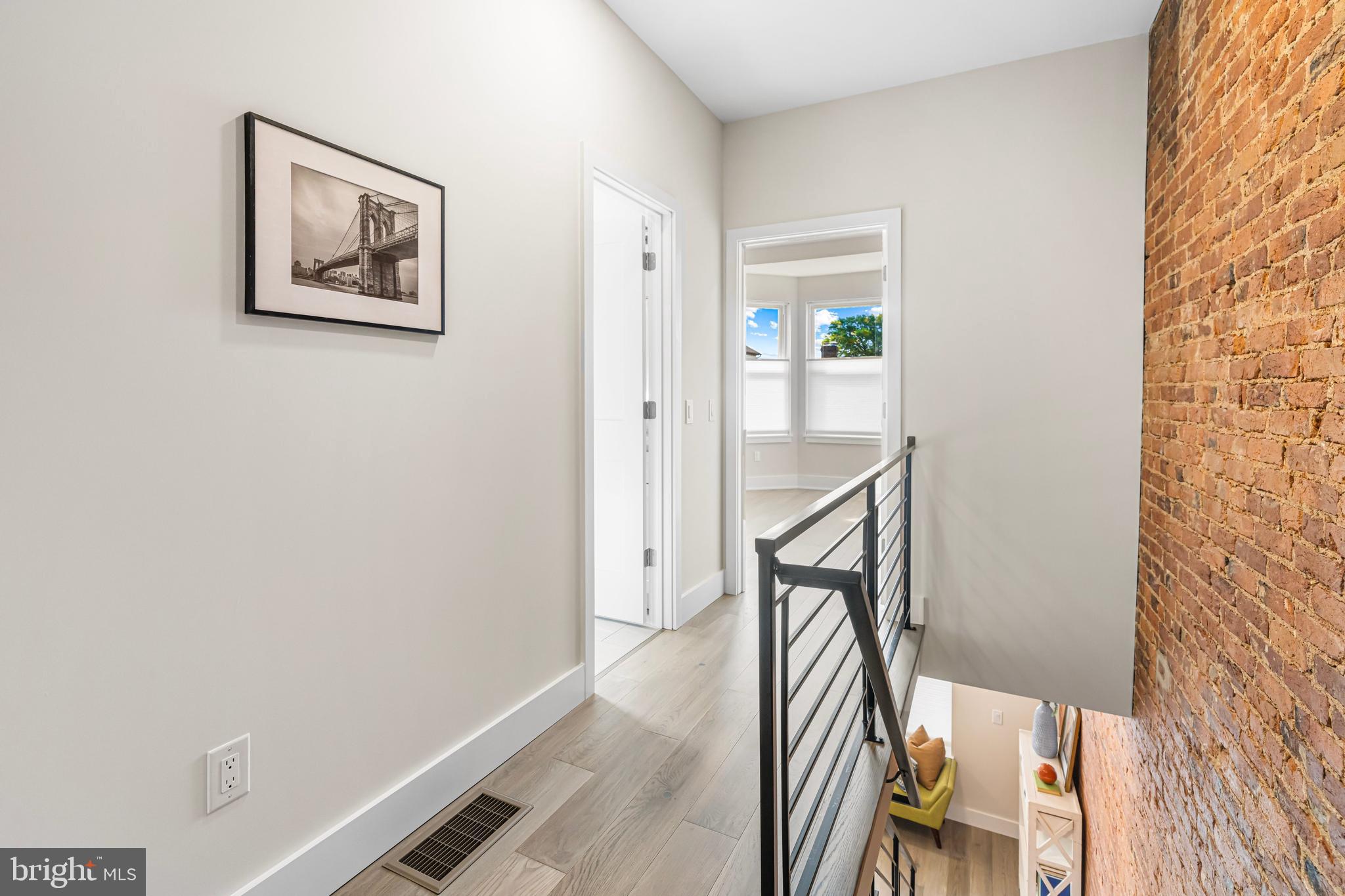 486 SHURS LANE