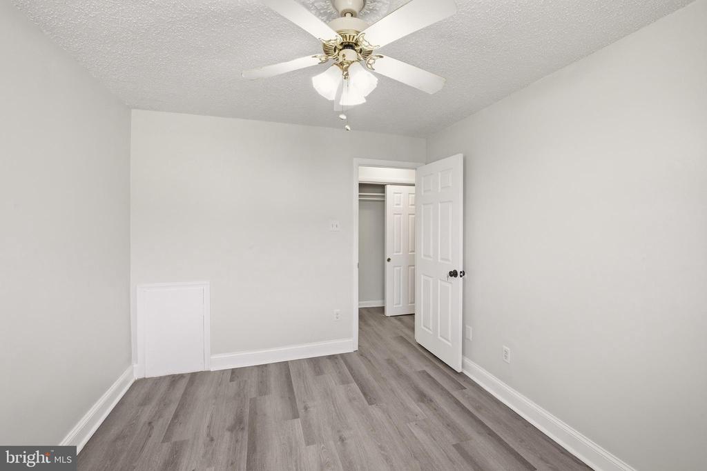 3309 CONRAD STREET 2