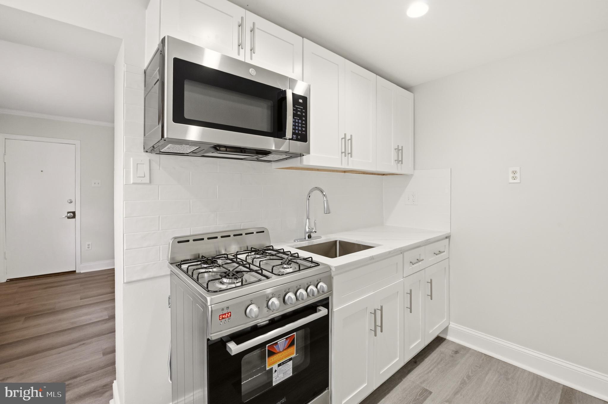 3309 CONRAD STREET 2