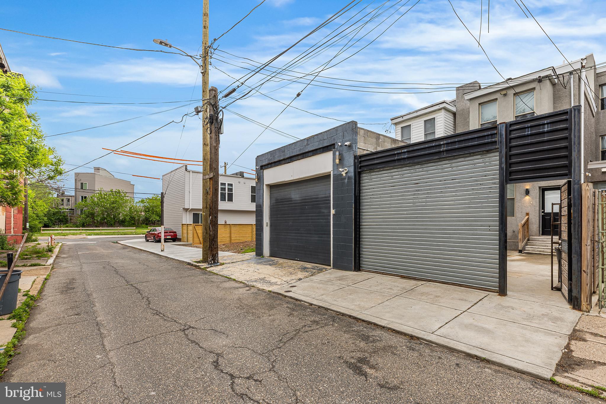 3113 W MONTGOMERY AVENUE