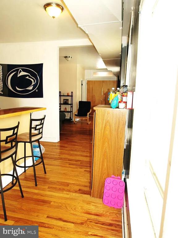 4373 MAIN STREET 2F