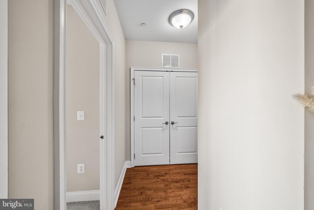 700 COMMODORE COURT 2718